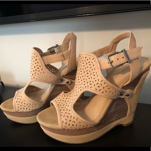 Gianni Bini Wedge sandals